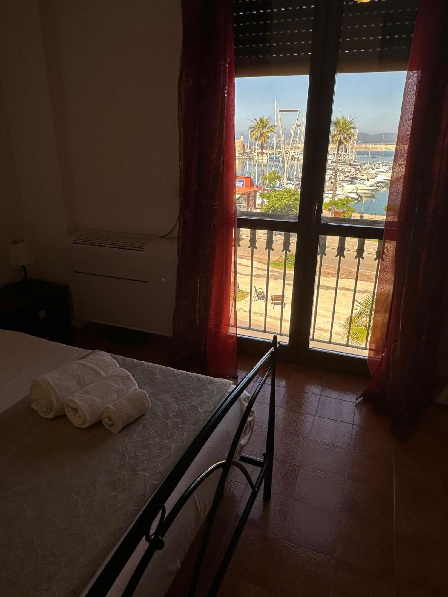 L'Aragosta Guesthouse Alghero Ngoại thất bức ảnh